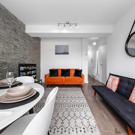 Central London Two Bedroom Serviced Apartment - Nine Elms Luxury Stay - Vauxhall & Westminster Екстериор снимка