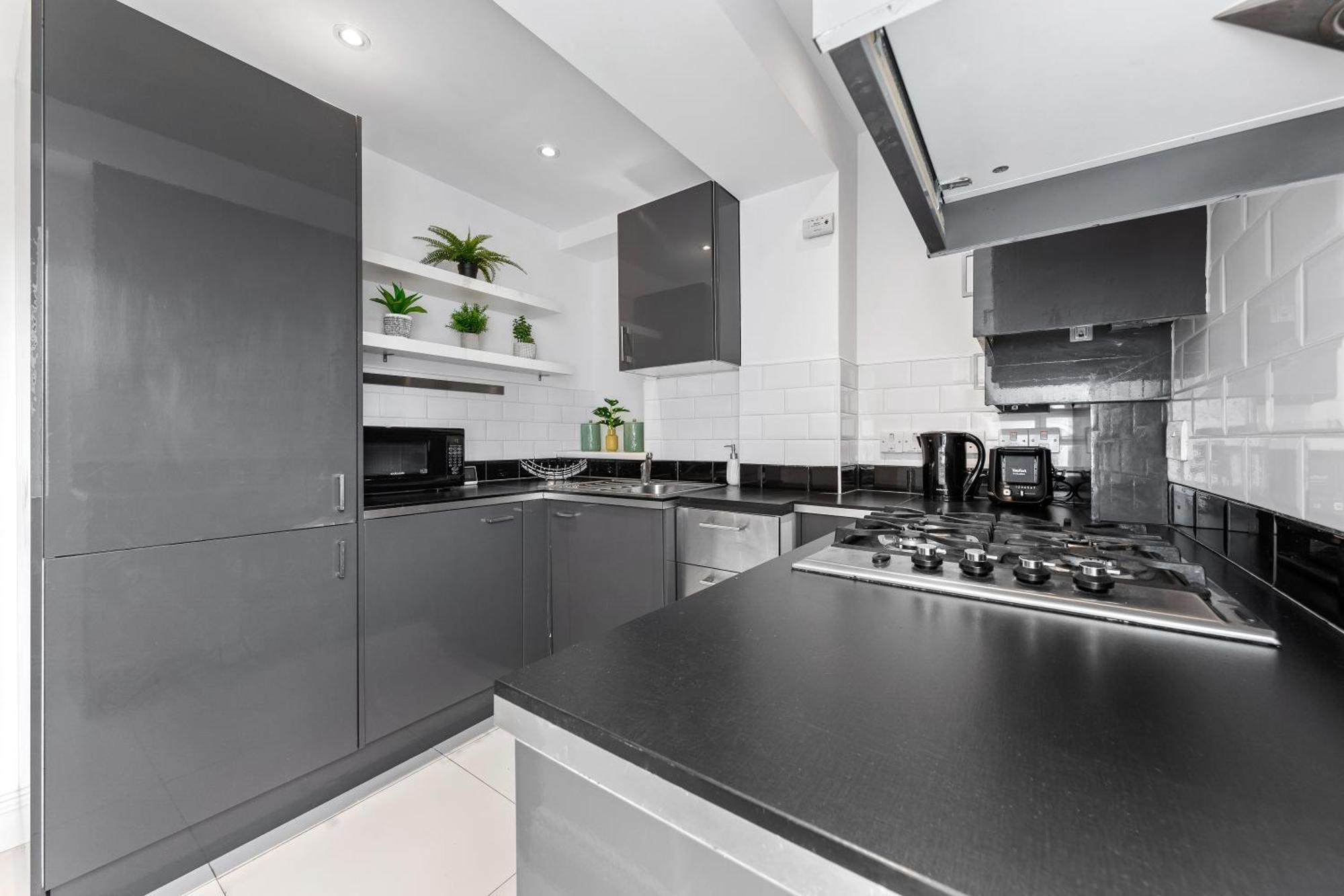 Central London Two Bedroom Serviced Apartment - Nine Elms Luxury Stay - Vauxhall & Westminster Екстериор снимка