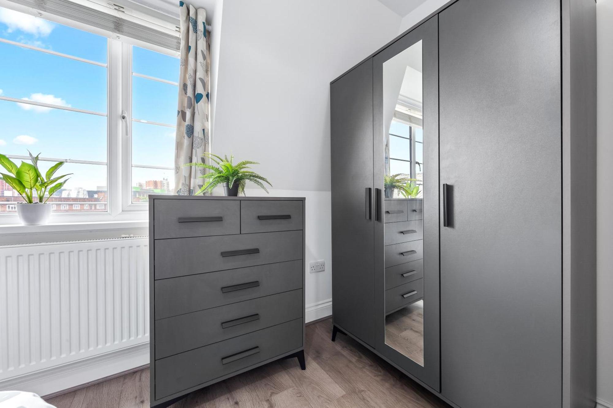 Central London Two Bedroom Serviced Apartment - Nine Elms Luxury Stay - Vauxhall & Westminster Екстериор снимка