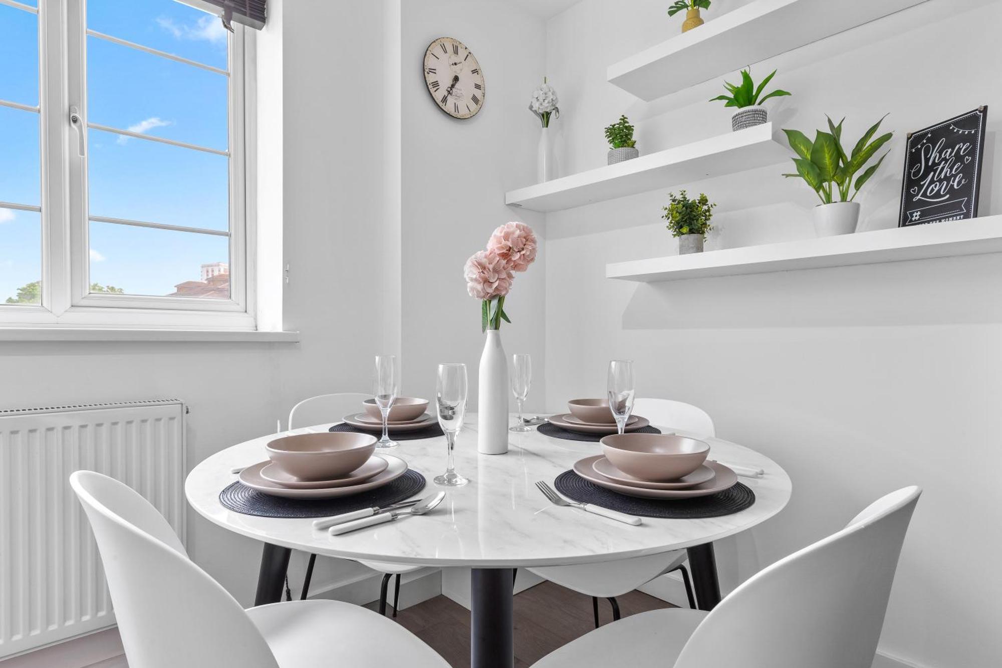 Central London Two Bedroom Serviced Apartment - Nine Elms Luxury Stay - Vauxhall & Westminster Екстериор снимка