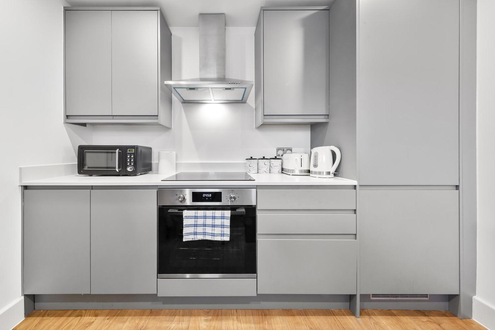 Central London Two Bedroom Serviced Apartment - Nine Elms Luxury Stay - Vauxhall & Westminster Екстериор снимка